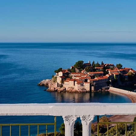 Hotel Adrovic Sveti Stefan Bagian luar foto