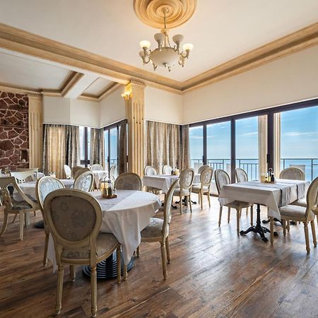 Hotel Adrovic Sveti Stefan Bagian luar foto