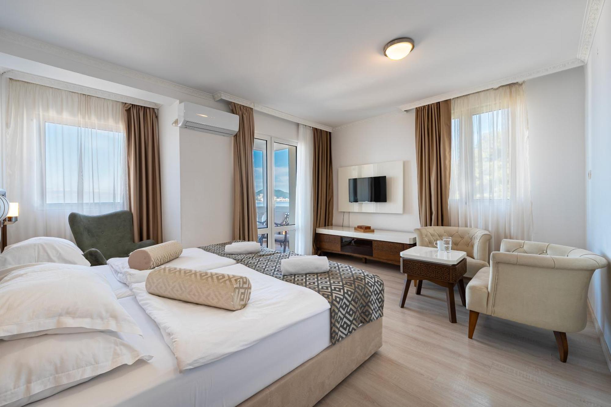 Hotel Adrovic Sveti Stefan Bagian luar foto
